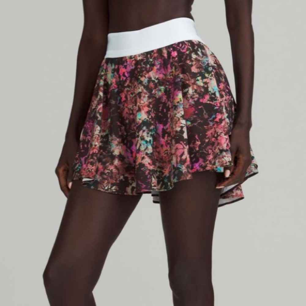 Lululemon court rival long/tall skirt Stencil Blossom Red Multi